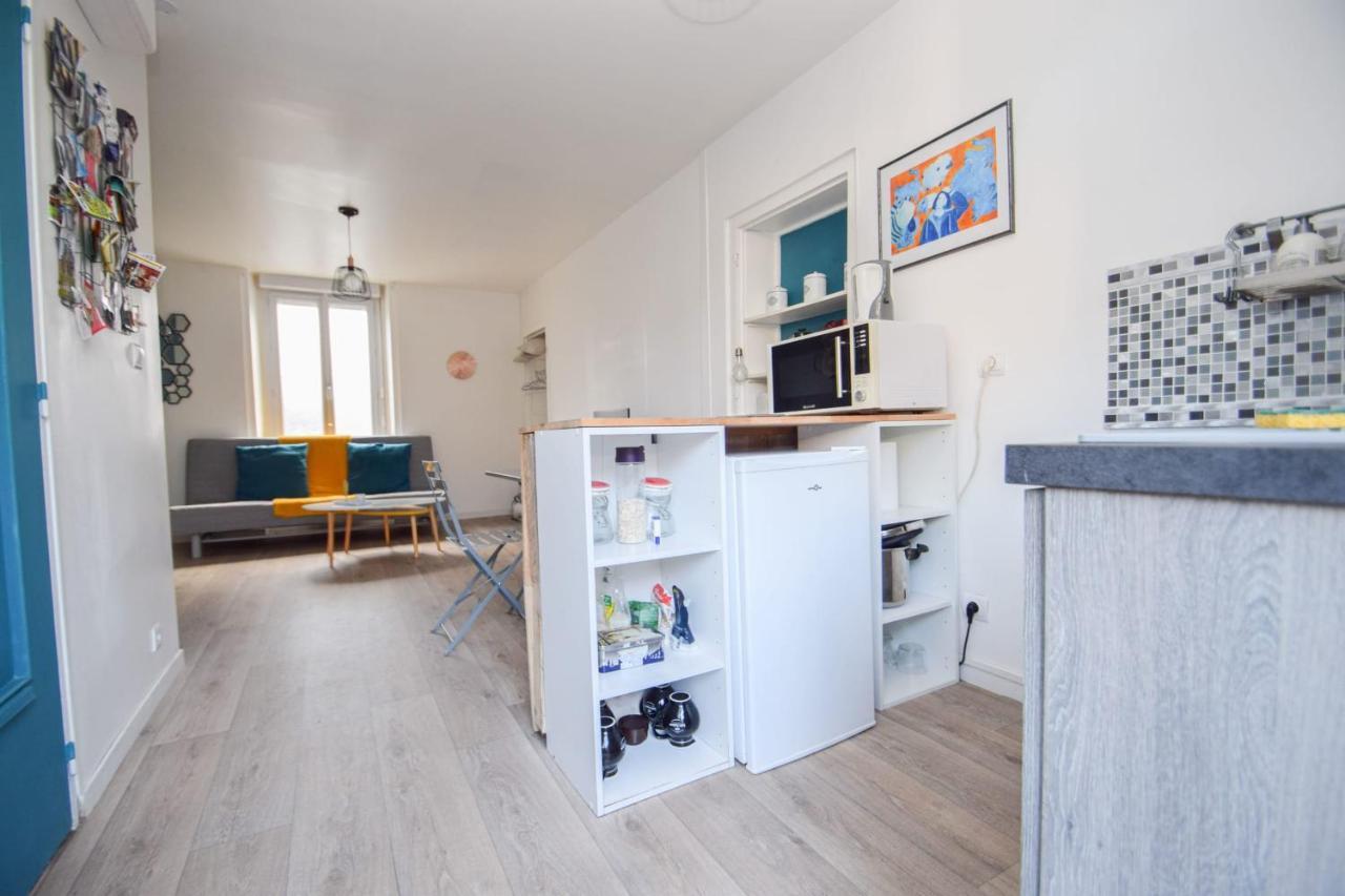 Grand Studio Au Coeur De Dinard A 1Min Du Marche Et 6Min Plage De L'Ecluse Apartment Luaran gambar